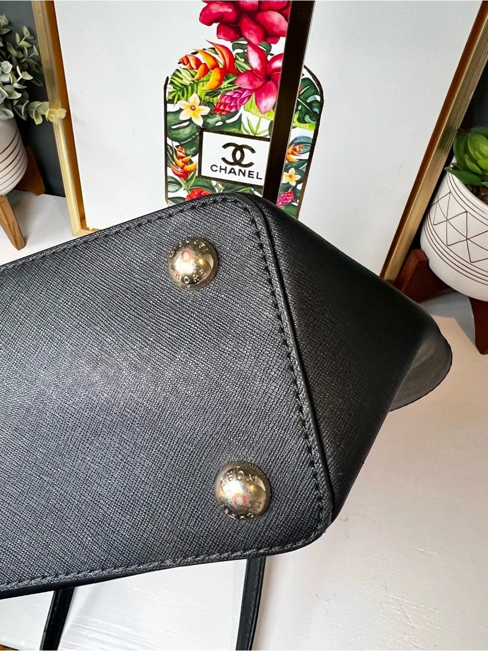 Michael Kors Jet Set Top-Zip Saffiano Leather Tote in black